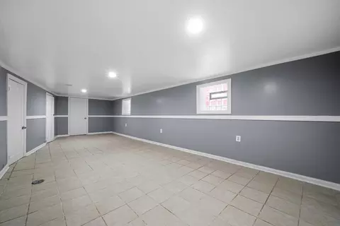 5716 S Artesian Ave, Chicago, IL 60629 photo 18
