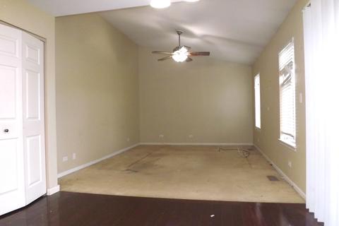 4017 Hoffman St, Plano, IL 60545 photo 8