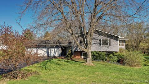 36 W856 Middlecreek Ln, Saint Charles, IL 60175