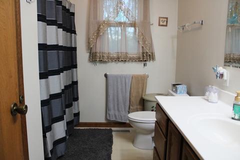 902 Charlotte Dr, Normal, IL 61761 photo 17