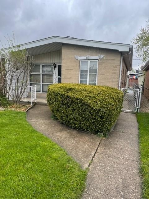 6506 Pershing Rd, Berwyn, IL 60402