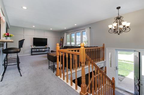 801 Karin Dr, Normal, IL 61761 photo 3