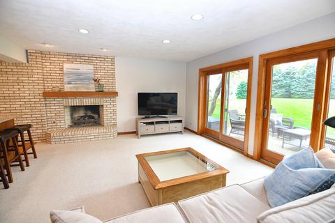11 N282 Williamsburg Dr, Elgin, IL 60124 photo 14