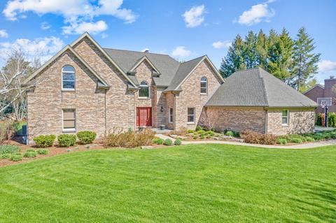 11 N282 Williamsburg Dr, Elgin, IL 60124 photo 4