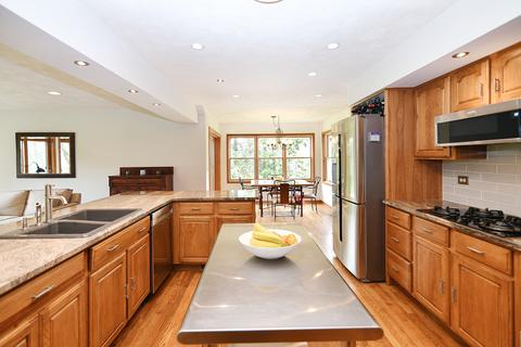 11 N282 Williamsburg Dr, Elgin, IL 60124 photo 9