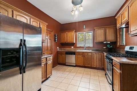 352 Standish St, Elgin, IL 60123 photo 10