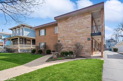 118 Clinton Ave #1D, Oak Park, IL 60302