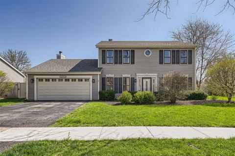 721 Gardenia Ln, Bartlett, IL 60103