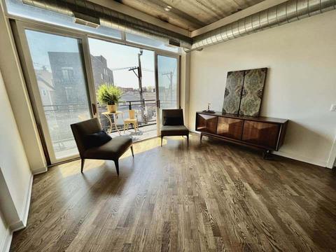 3260 N Clark St #304, Chicago, IL 60657 photo 9