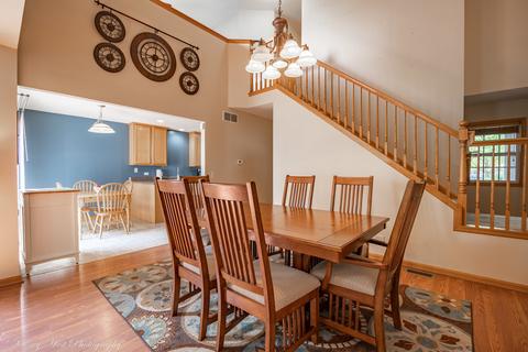 1483 Mackenzie Ln, Elgin, IL 60120 photo 6