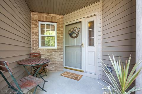 1483 Mackenzie Ln, Elgin, IL 60120 photo 3