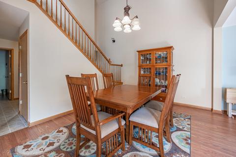1483 Mackenzie Ln, Elgin, IL 60120 photo 7