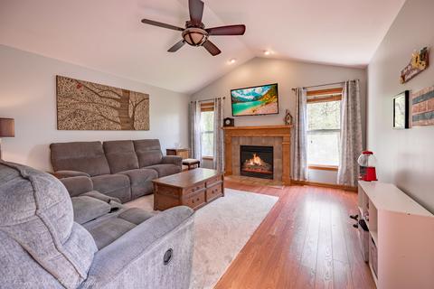 1483 Mackenzie Ln, Elgin, IL 60120 photo 5