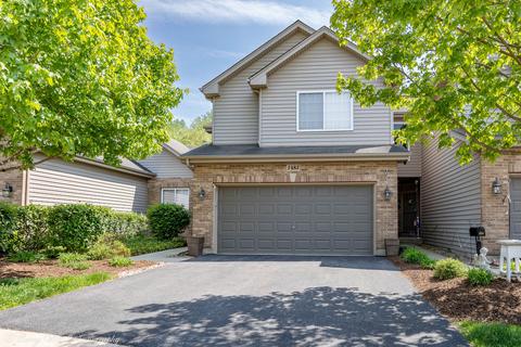 1483 Mackenzie Ln, Elgin, IL 60120