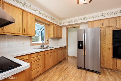 812 Diane Ave, Elgin, IL 60123 photo 4