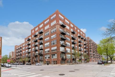 1500 W Monroe St #612, Chicago, IL 60607