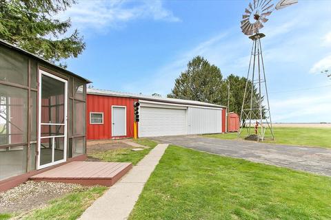 11535 S Kankakee Rd, Reddick, IL 60961 photo 7