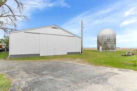 11535 S Kankakee Rd, Reddick, IL 60961 photo 9