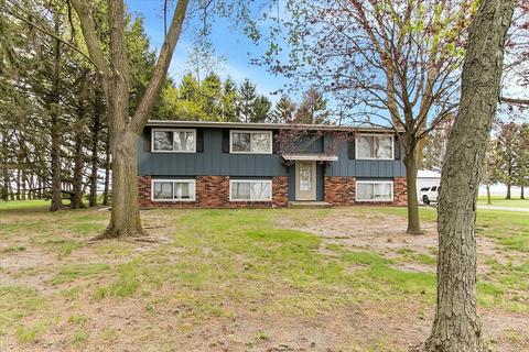 11535 S Kankakee Rd, Reddick, IL 60961 photo 2