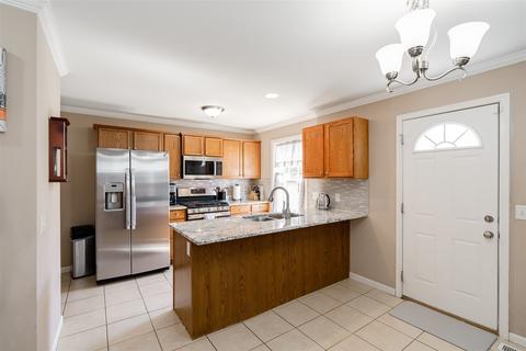 2424 Grey Fox Trl, Bloomington, IL 61705 photo 8
