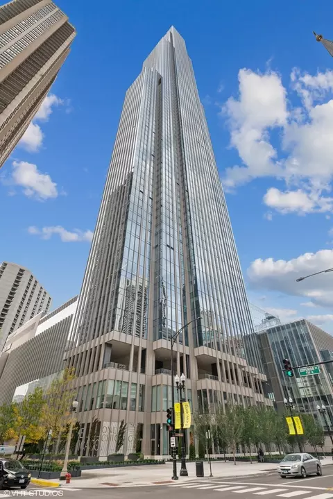 14 W Superior St #5303, Chicago, IL 60654