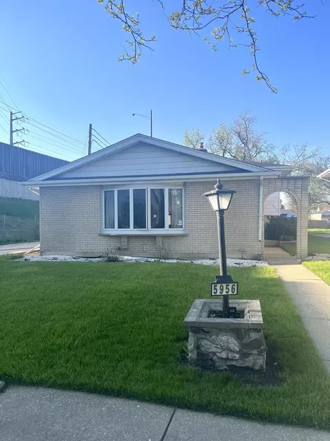 5956 W Maple Ave, Berkeley, IL 60163