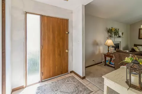5956 W Maple Ave, Berkeley, IL 60163 photo 3