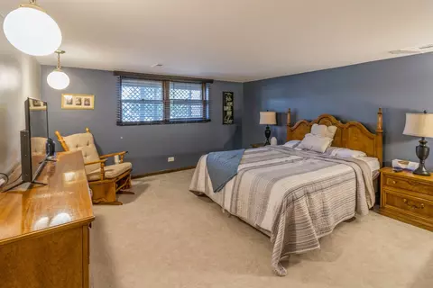 5956 W Maple Ave, Berkeley, IL 60163 photo 19