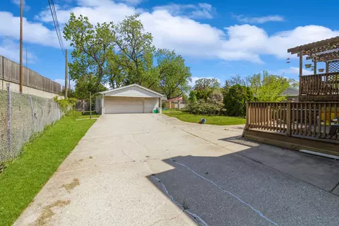 5956 W Maple Ave, Berkeley, IL 60163 photo 27