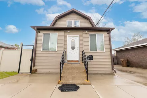 7445 W 62nd Pl, Summit, IL 60501