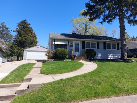 2336 Cornell Dr, Rockford, IL 61108