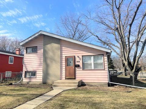 606 N Addison Rd, Villa Park, IL 60181