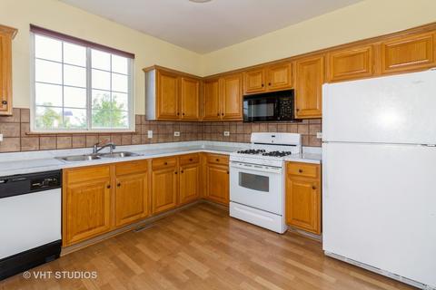 4706 Chapman Dr, Plainfield, IL 60586 photo 6