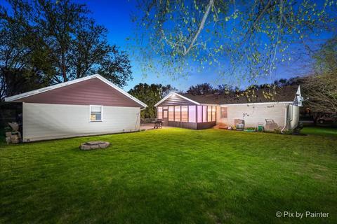 1705 Flower St, Mchenry, IL 60050 photo 3