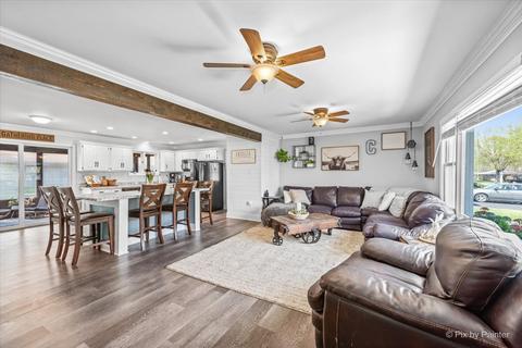 1705 Flower St, Mchenry, IL 60050 photo 9