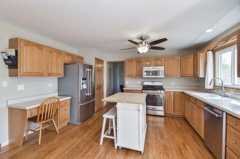 455 Conley Dr, Elburn, IL 60119 photo 10