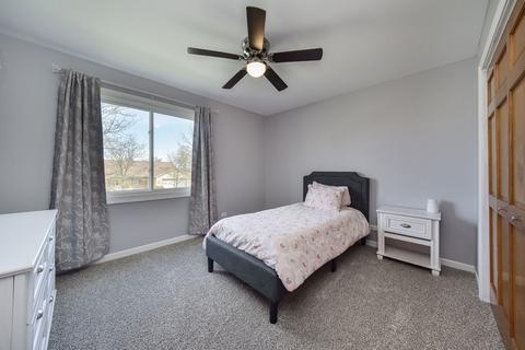 455 Conley Dr, Elburn, IL 60119 photo 17
