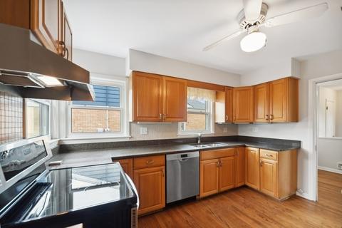 1422 S 4th Ave, Des Plaines, IL 60018 photo 7