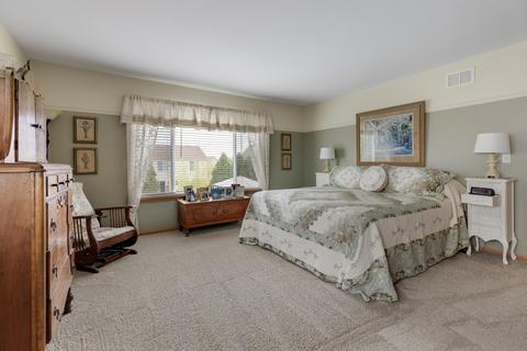 9726 Compton Dr, Huntley, IL 60142 photo 4