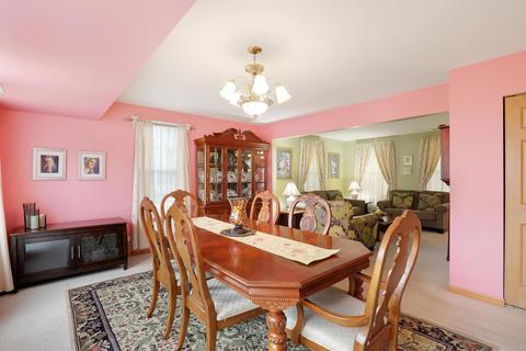 999 Symphony Dr, Aurora, IL 60504 photo 8