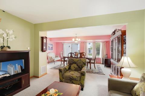 999 Symphony Dr, Aurora, IL 60504 photo 7