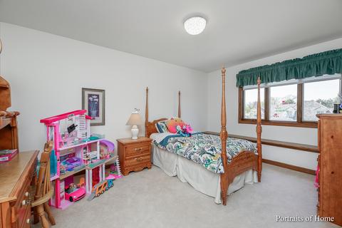 363 Trinity Ln, Oak Brook, IL 60523 photo 27