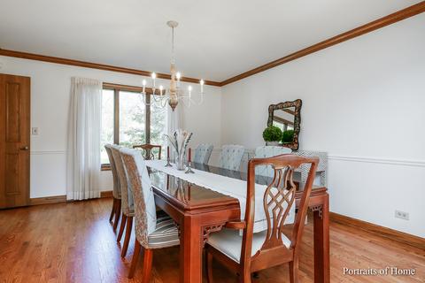 363 Trinity Ln, Oak Brook, IL 60523 photo 9