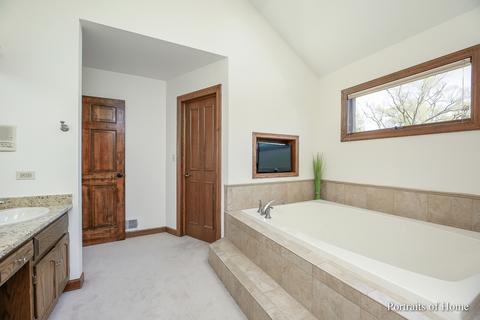 363 Trinity Ln, Oak Brook, IL 60523 photo 23