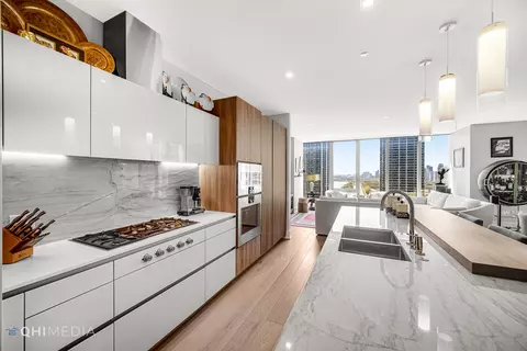 Kitchen - 363 E Wacker Dr #1303, Chicago, IL 60601 photo 2 of 5