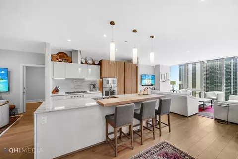 Kitchen - 363 E Wacker Dr #1303, Chicago, IL 60601 photo 3 of 5