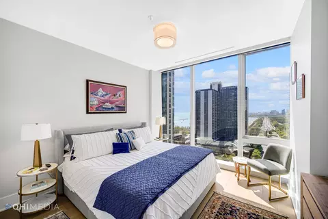 Bedroom - 363 E Wacker Dr #1303, Chicago, IL 60601 photo 3 of 3