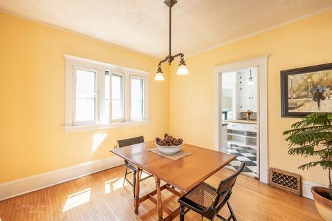 246 N Worth Ave, Elgin, IL 60123 photo 8