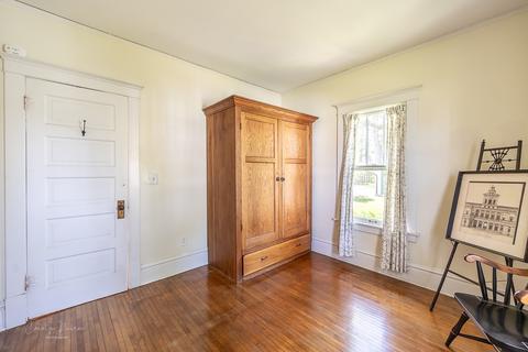246 N Worth Ave, Elgin, IL 60123 photo 13