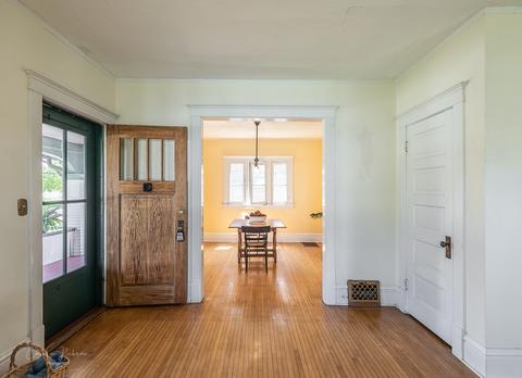 246 N Worth Ave, Elgin, IL 60123 photo 7